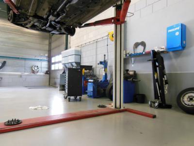 Autobedrijf J De Haas Bv Occasions Onderhoudsbeurten Versnellingsbak Laswerk Uitlaat Banden Portfolio 055